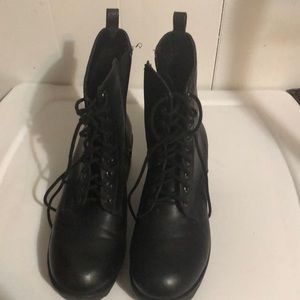 Soda lace up combat platforms size 8.5